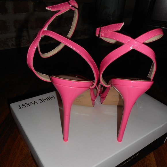 HOST PICK! NIB Nine West Bright Pink Ankle Strap Sandals, 8 - Picture 5 of 5